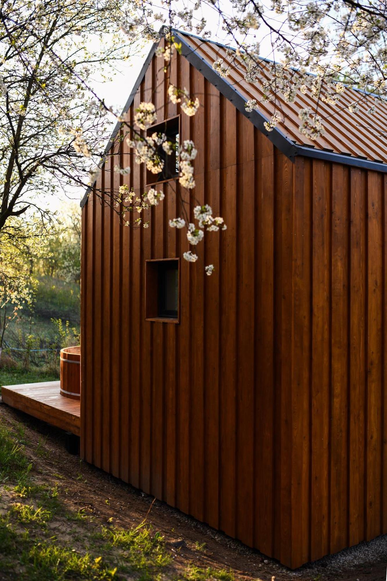 Chalet Casuta Din Livada
